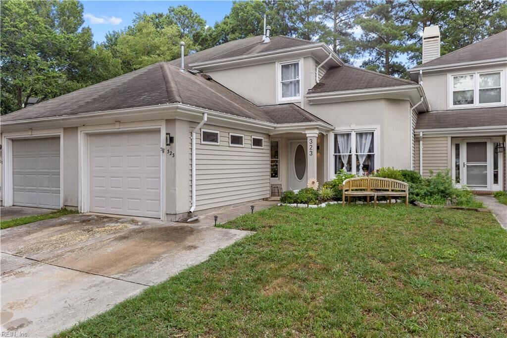 Property Photo: 323 Esplanade Pl VA 23320