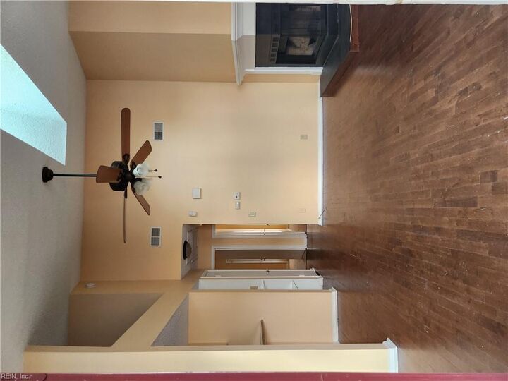 Property Photo:  3722 Towne Point Rd B  VA 23703 