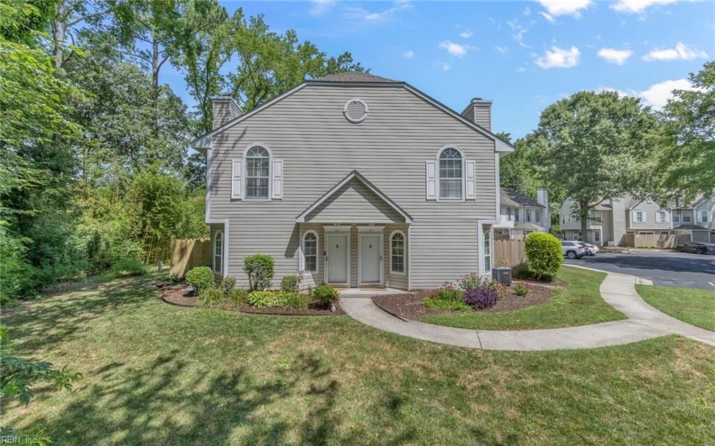 Property Photo: 1025 Shelford Ct VA 23454
