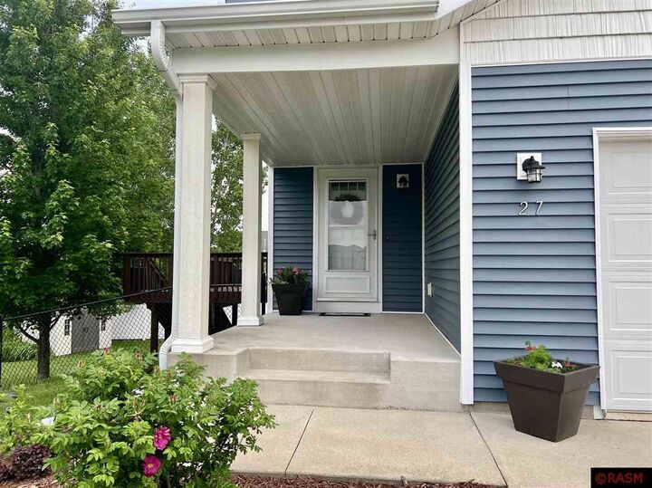 Property Photo: 27 Benson Trail MN 56003