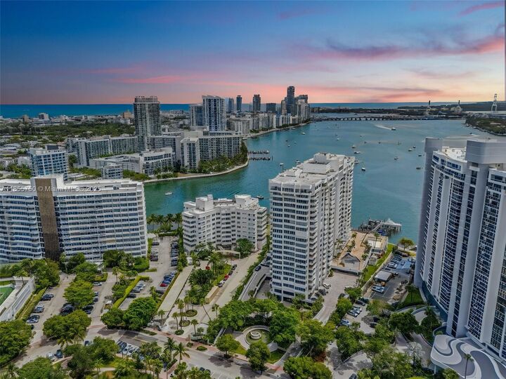Property Photo: 11 Island Ave 411 FL 33139
