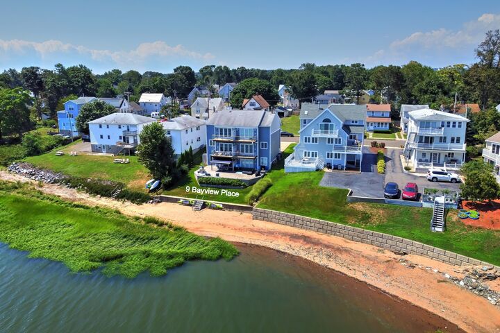 9 Bayview Place  West Haven CT 06516 photo