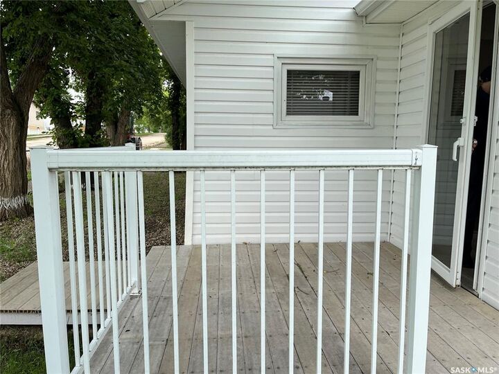 Property Photo: 103 4th Avenue E SK S0H 2K0