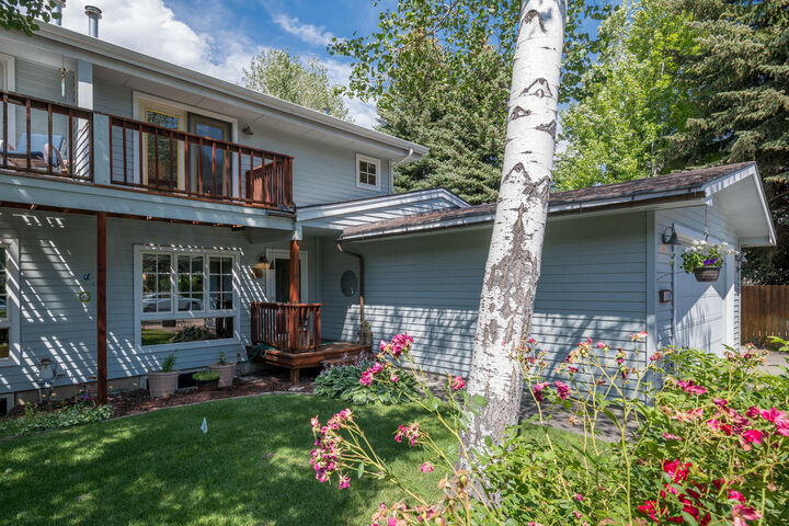 Property Photo: 2100 Warm Springs Rd Rd B ID 83340
