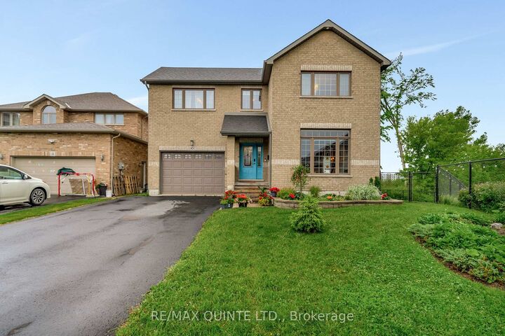 Property Photo:  10 Meagher Place  ON K8P 0C1 