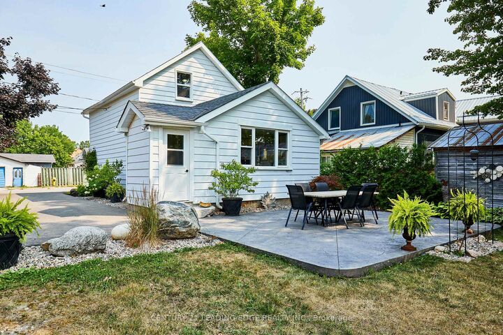Property Photo: 35 Jones Street ON L0C 1H0