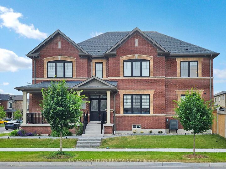 2 Auckland Drive  Whitby ON L1P 0J4 photo