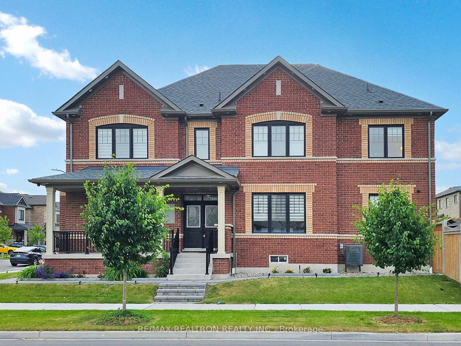 Property Photo: 2 Auckland Drive ON L1P 0J4