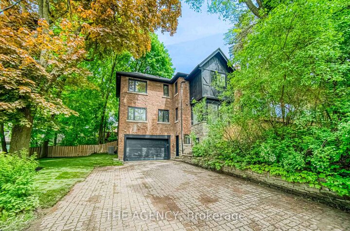 Property Photo: 16 Duncannon Drive ON M5P 2M1