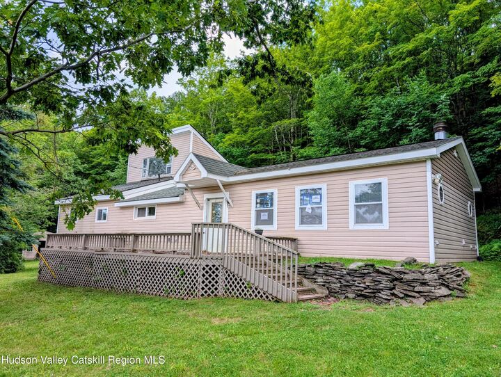 1231 Sutton  Durham NY 12423 photo