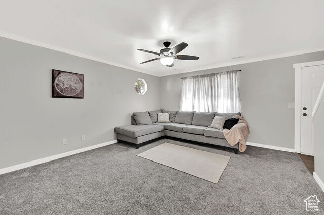 Property Photo: 906 E 1250 S 40 UT 84404