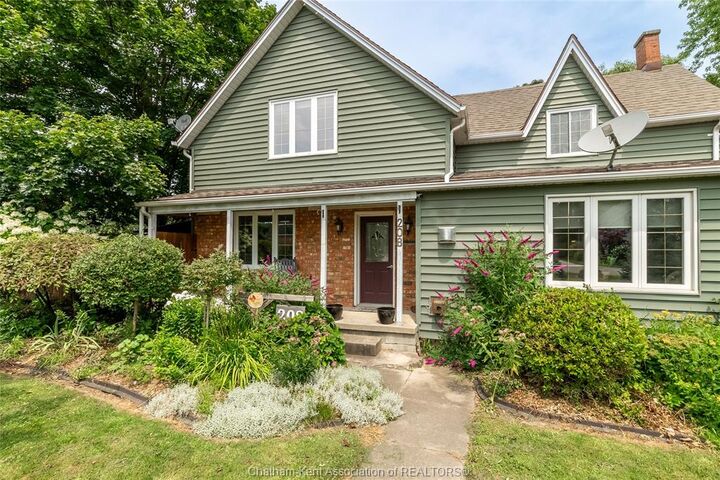 208 Trerice Street East  Dresden ON N0P 1M0 photo