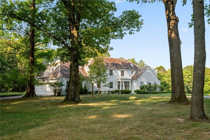 879 Blackburn Road  Sewickley Heights PA 15143 photo