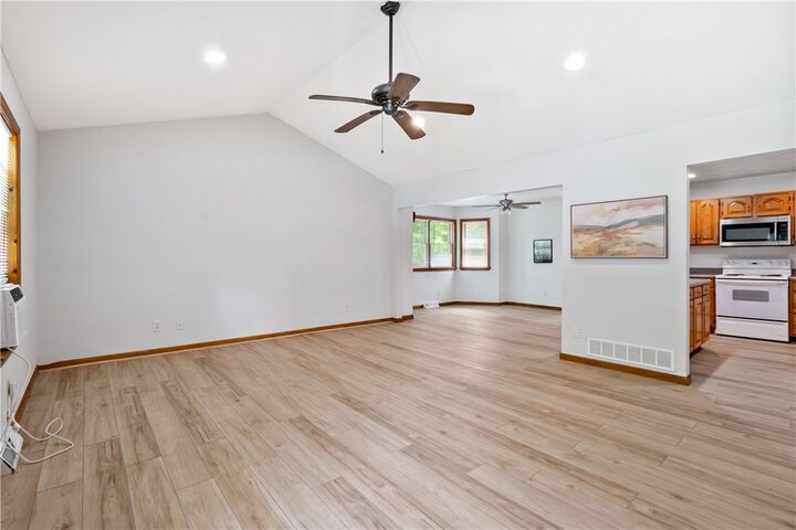 Property Photo:  500 Quail Hill Rd  PA 15469 