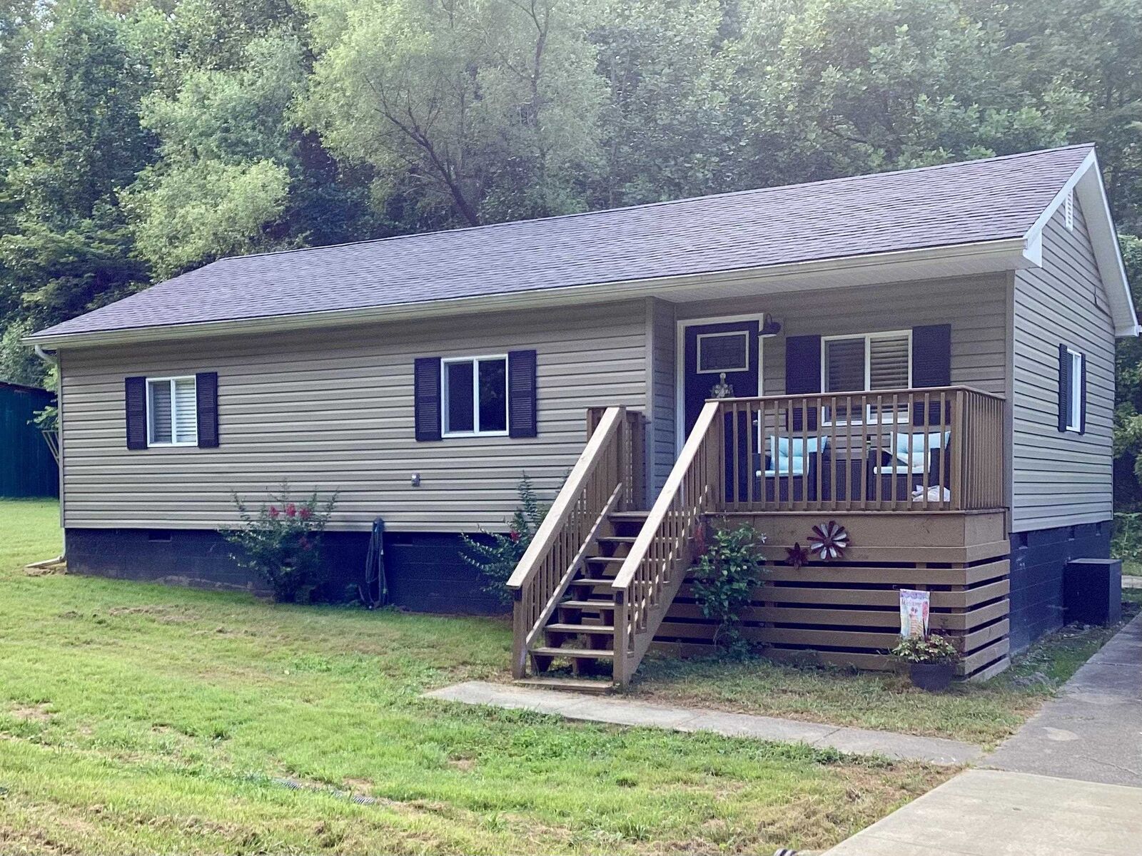 Property Photo: 228 Akers Hollow Rd KY 41144