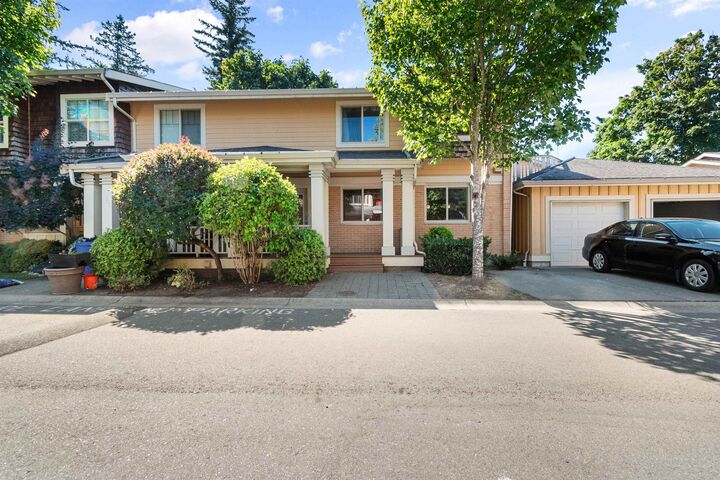 Photo de la propriété: 5960 Cowichan Street 24 BC V2R 0L6