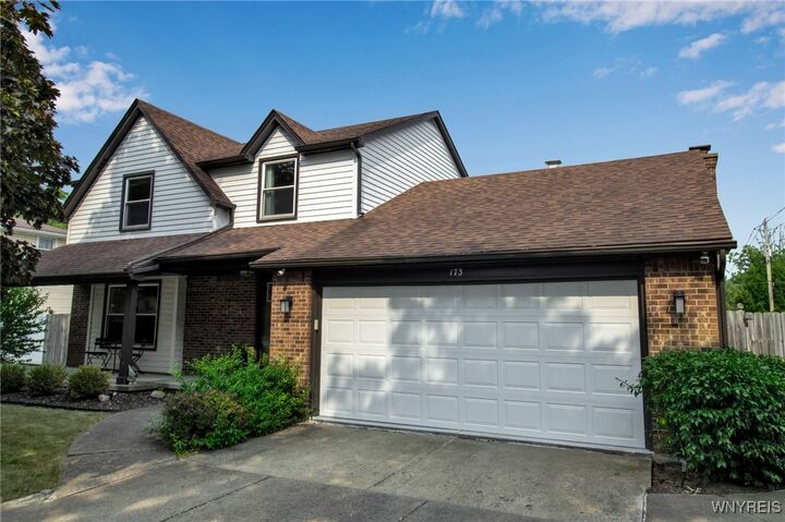 Property Photo:  173 Paradise Road  NY 14051 
