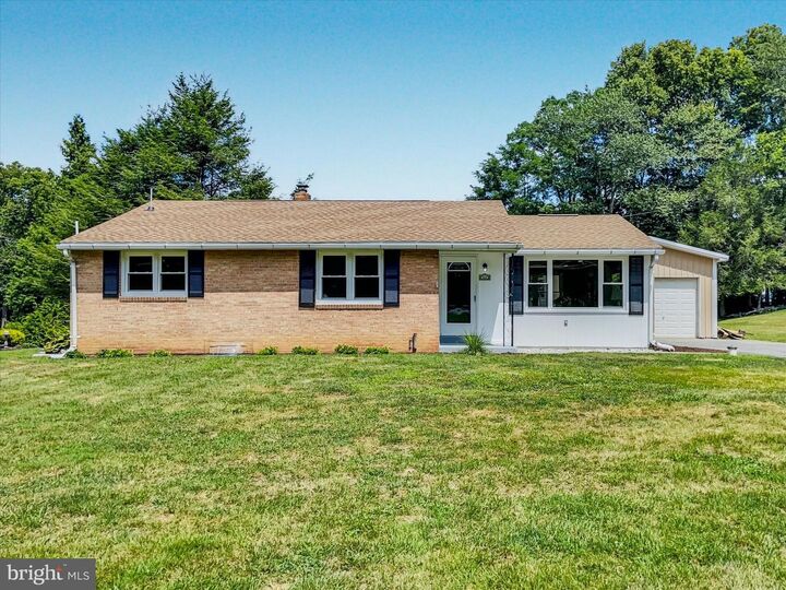 1642 W Lisburn Road  Mechanicsburg PA 17055 photo