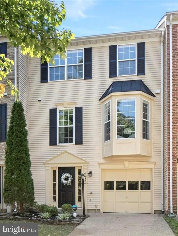 6653 Kelsey Point Circle  Alexandria VA 22315 photo