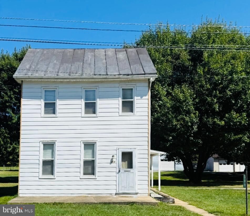 Property Photo:  308 Zion Road  PA 17065 