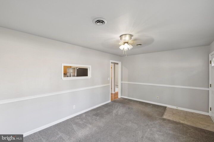Property Photo: 200 Pender Street VA 22408