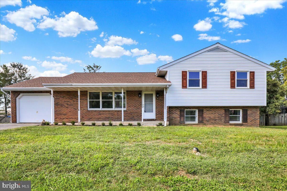 Property Photo:  316 Mindy Avenue  PA 17579 