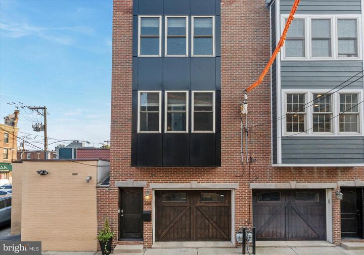 704 Pemberton Street  Philadelphia PA 19147 photo