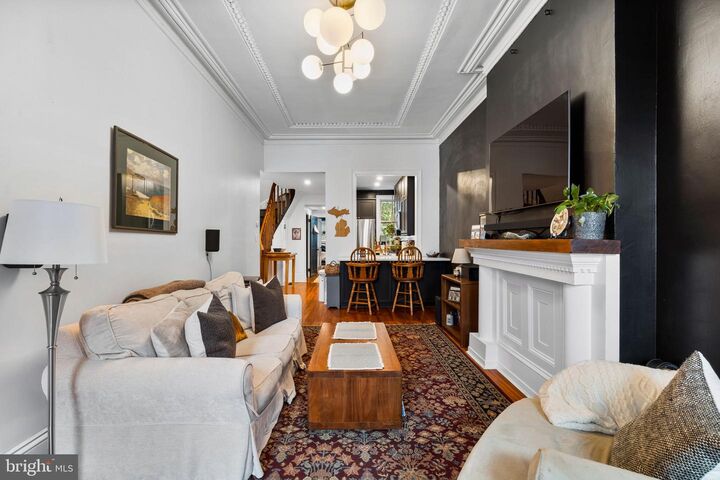 Property Photo: 933 N 4th Street PA 19123