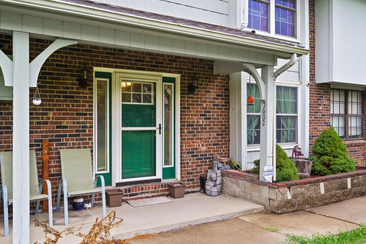 Property Photo: 5602 Pinehurst Ln MO 65202