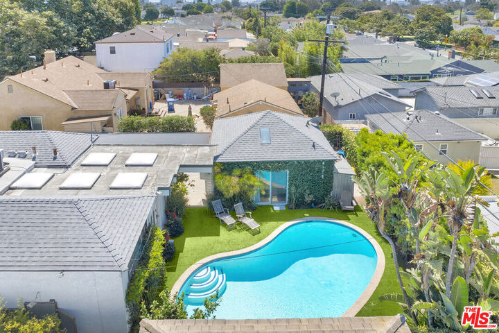 8333 Chase Ave  Los Angeles CA 90045 photo