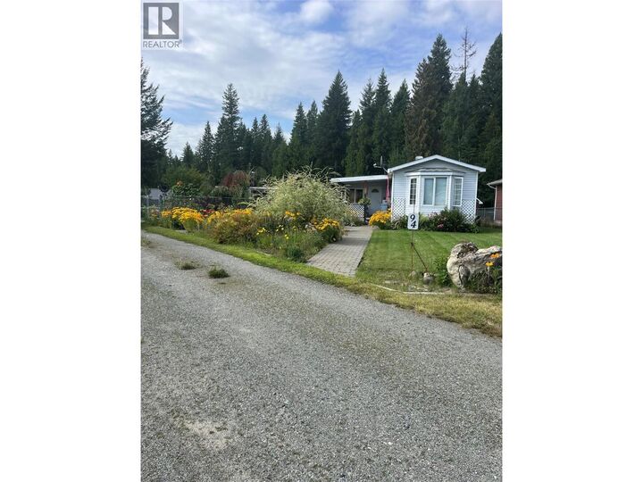 94 Mileen Court  Clearwater BC V0E 1N2 photo