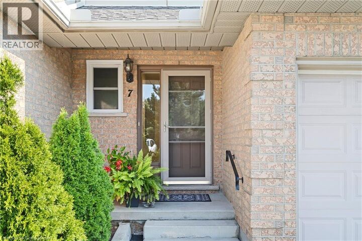 Property Photo:  1310 Upper Wentworth Street 7  ON L9A 5J3 