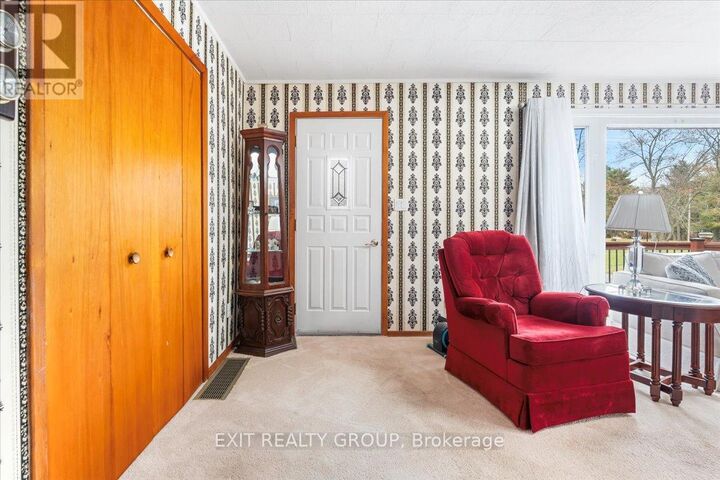 Property Photo:  16577 Telephone Road  ON K0K 1H0 