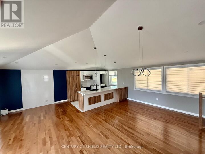 Photo de la propriété: 2158 Pitt Street ON K6K 1A2