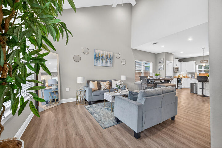 Property Photo: 2259 Hadleigh Hills Ct Court FL 32566