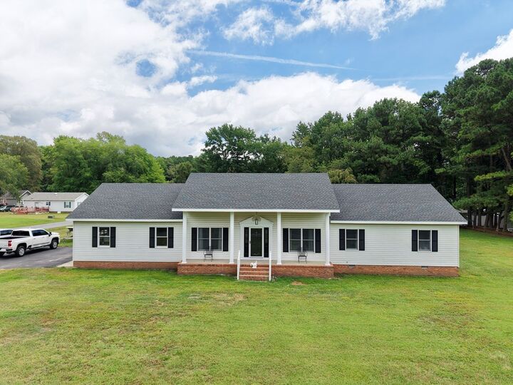 Property Photo:  8 Nelson Dr  VA 23417 