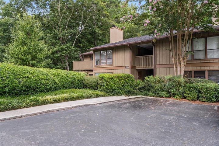 Property Photo:  1004 Dunbar Drive  GA 30338 