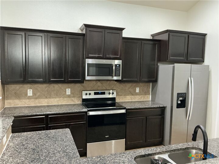 Property Photo: 5202 Rimes Court TX 76549