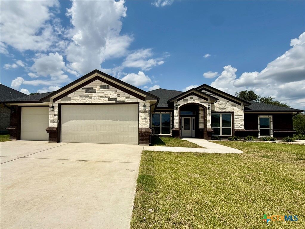Property Photo:  7900 Milo Drive  TX 76542 
