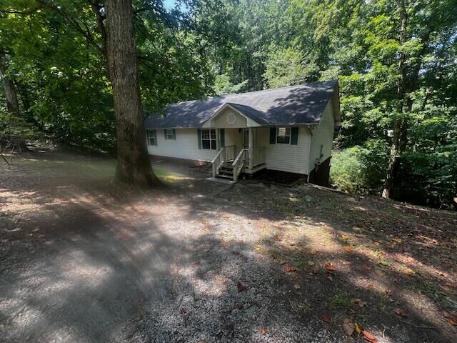Property Photo:  580 Spears Road  TN 37347 