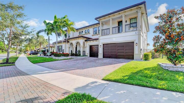 Property Photo: 8765 Watercrest Circle FL 33076