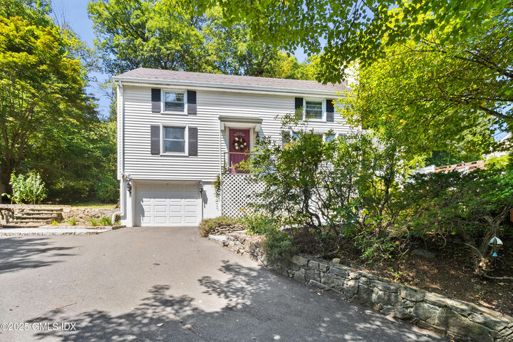 Property Photo: 17 Cornwall Road CT 06850