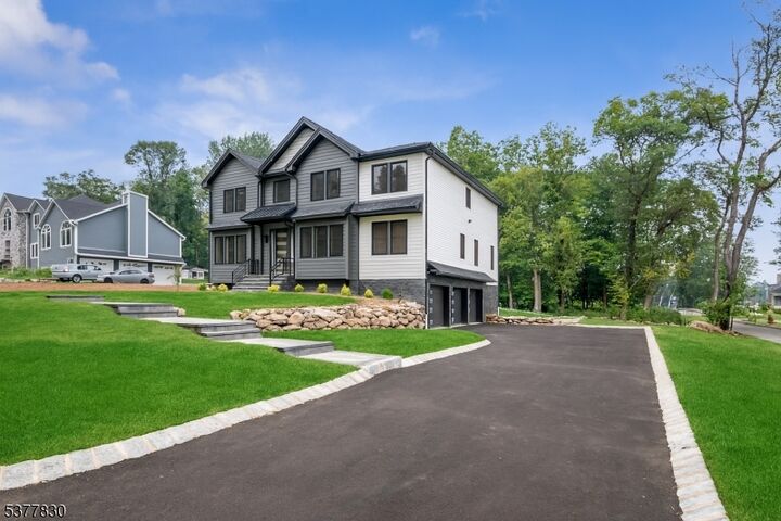 Property Photo:  11 Eagles Nest Ter  NJ 07480 