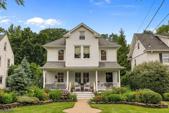 25 Glenbrook Rd  Morris Plains Boro NJ 07950 photo
