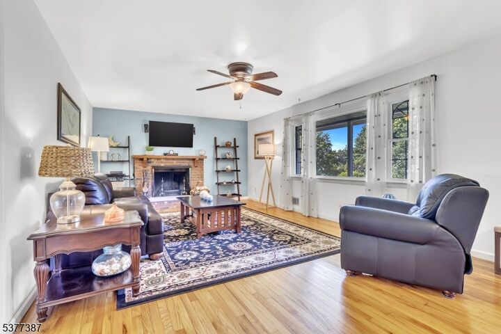 Property Photo:  3 Larch Ln  NJ 08844 