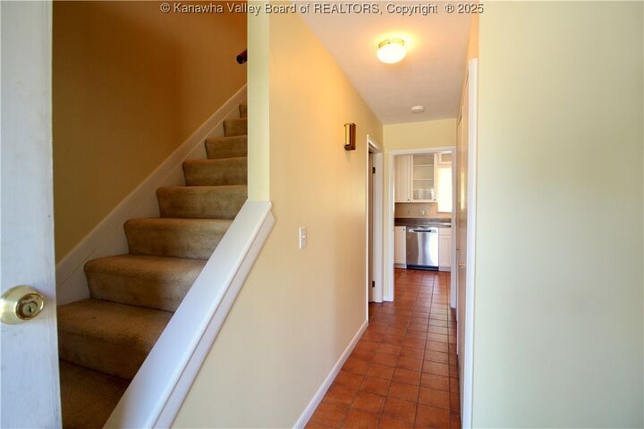 Property Photo: 1808 Roundhill Road WV 25314