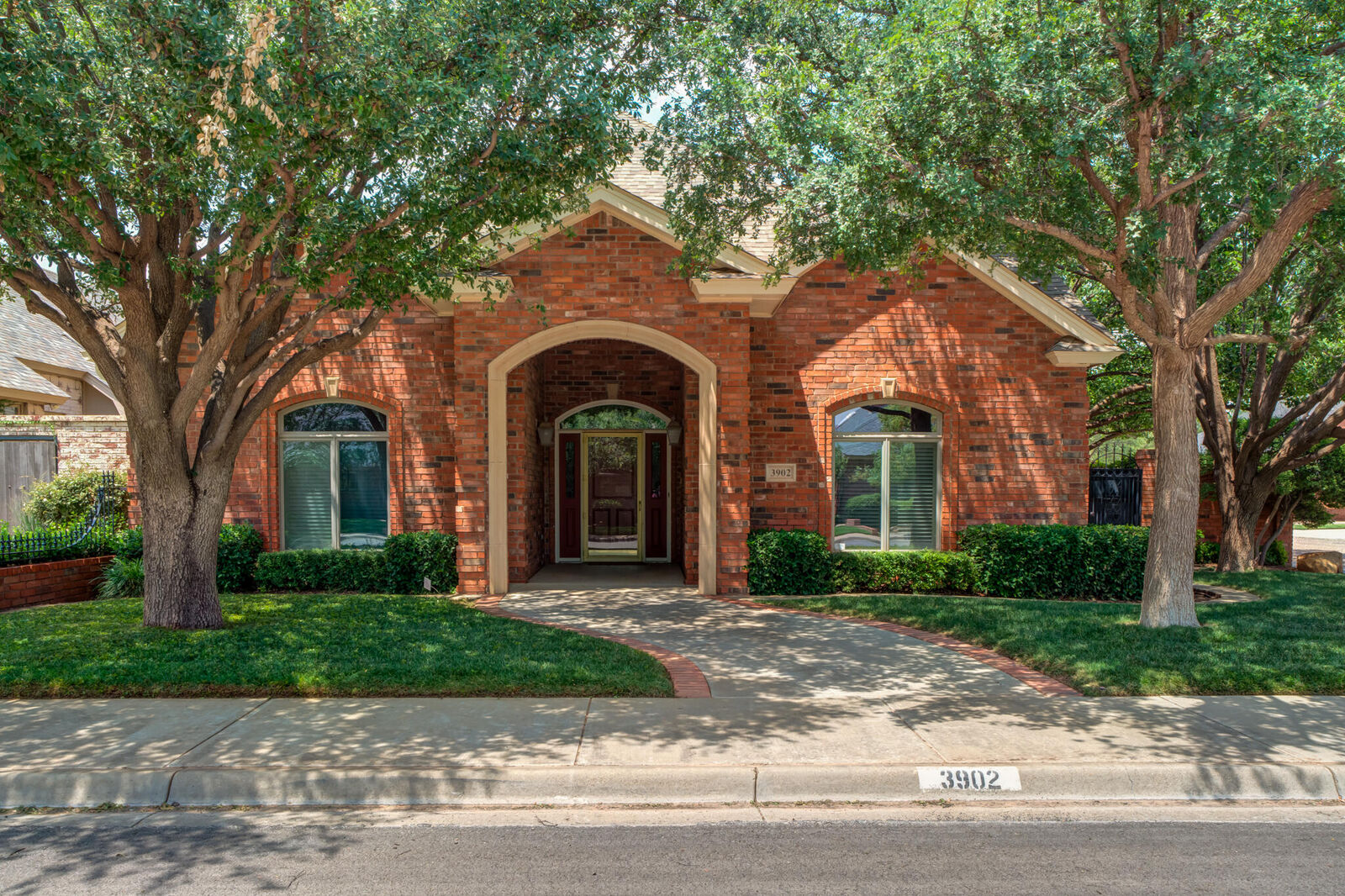 Property Photo: 3902 77th Street TX 79423