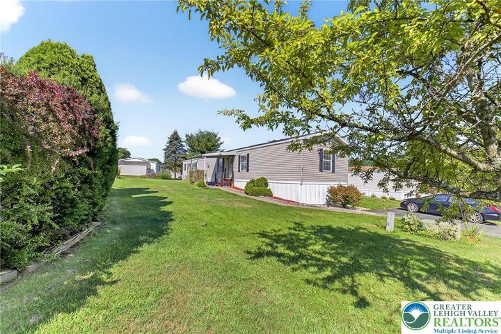 92 Sam Brooke Circle  East Penn Twp PA 18235 photo