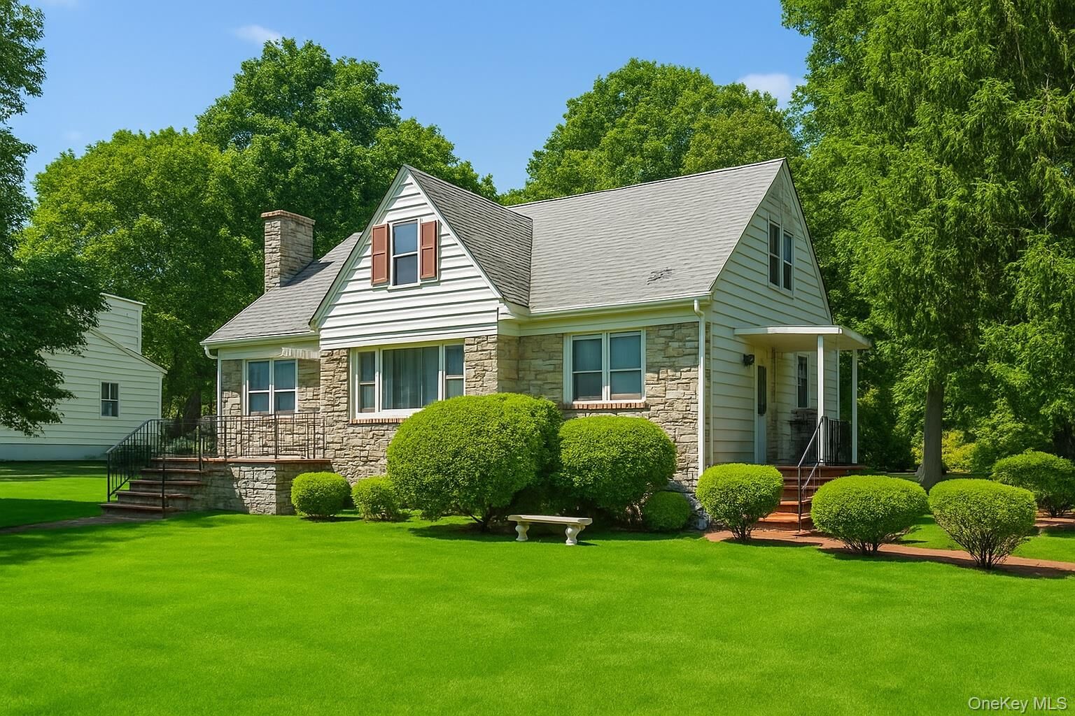 Property Photo:  168 Seward Street  NY 10511 