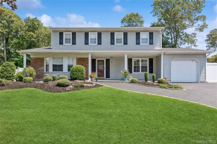 42 Morris Avenue  Lake Grove NY 11755 photo